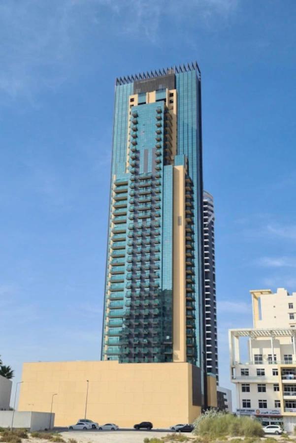 Sky View Tower Apartments Dubai Bagian luar foto